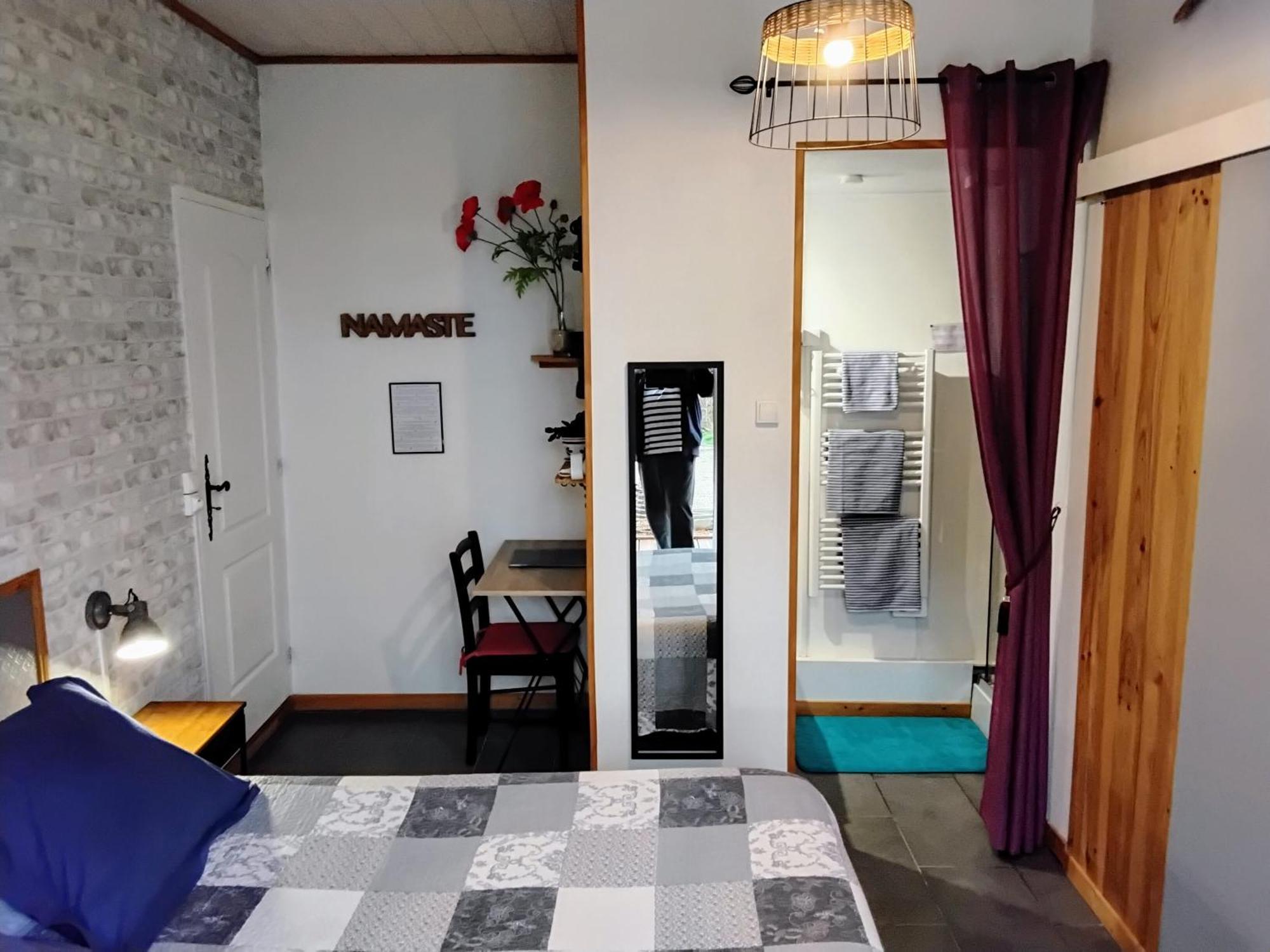 Le Clos Des Passiflores Пон Экстерьер фото